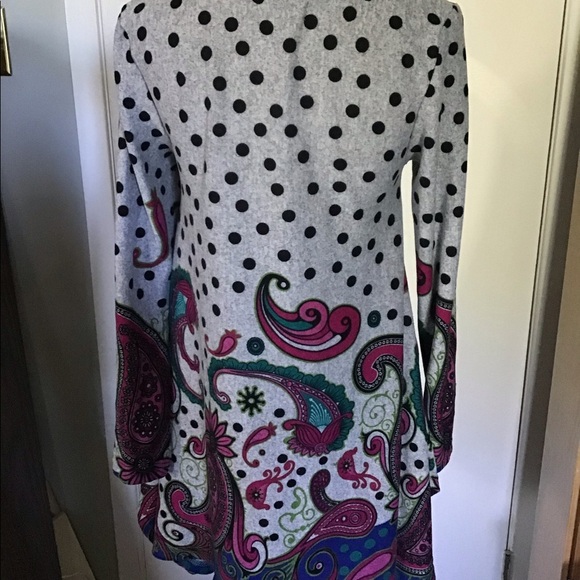 ⛄️ Beautiful paisley & polka dot knit dress - Picture 2 of 9